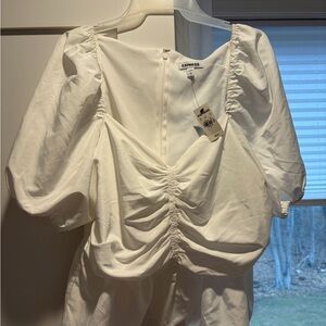 NWT Express White Ruched V Neck Puff Sleeve Blouse